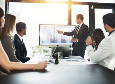 Unlocking Growth: Government Support for Canadian SMEs in 2025